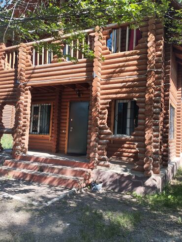 сдаю дом на длительный срок: Коттедж, ТИХИЙ ДОМ Кара-Ой (Долинка), Парковка, стоянка, Охраняемая территория