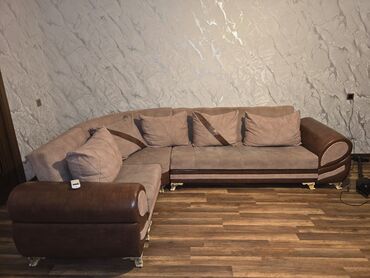 журнальный стол из двигателя: Künc divan, Qonaq otağı üçün, Açılmayan
