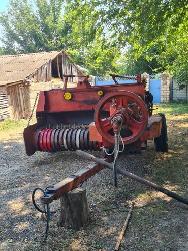 traktor altlıqlı qış çəkmələri: Presbağlayan təcili satılır əla vəziyyətdədir heç bir problemi yoxdur