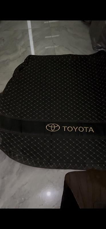 полики хайлендер: Комплект автоаксессуаров для Toyota: коврики в салон + коврик в — 4