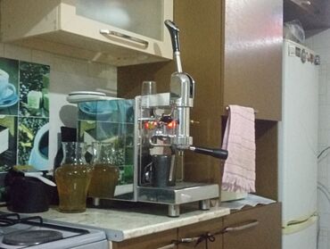 jacobs кофеварка: Кофе кайнаткыч, кофе машина, Колдонулган, Өзү алып кетүү