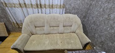 Mitsubishi: Divan, Divan
