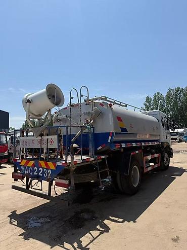 машина водовоз: Поливомоечная/водовозная машина на шасси среднетоннажного грузовика — 3