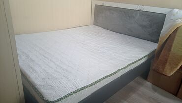 купить топчан бу: Кровать большая двуспальная с матрасом