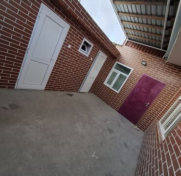 бина аз дома: Kirayə üçün həyət evi - Plan: Daxili həyəti olan birmərtəbəli fərdi