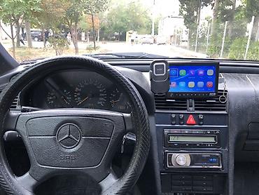 mercedes benz 208 d: Mercedes-Benz C-Class: 2 l | 1998 il Sedan — 6