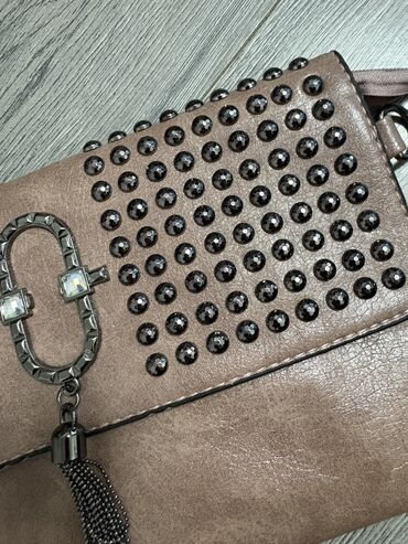 Классические сумки: 1.Клатч-конверт женский, розово‑тауповый - Материал: искусственная — 3