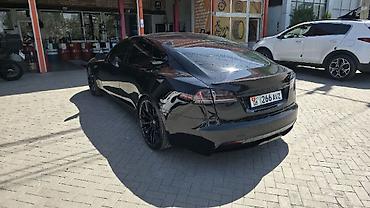 электро машине: Tesla Model S: 2023 г., Автомат, Электромобиль, Лифтбек — 4
