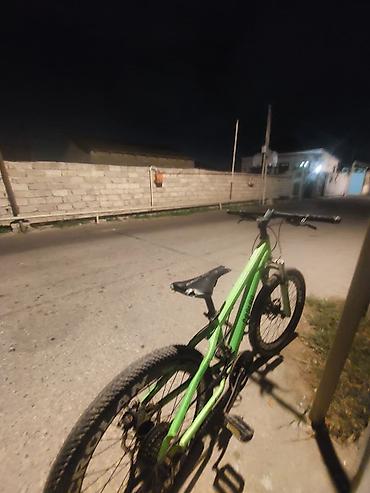 crolan bicycle: Yaşıl rəngli dağ velosipedi - Güclü alüminium tipli çərçivə — 4
