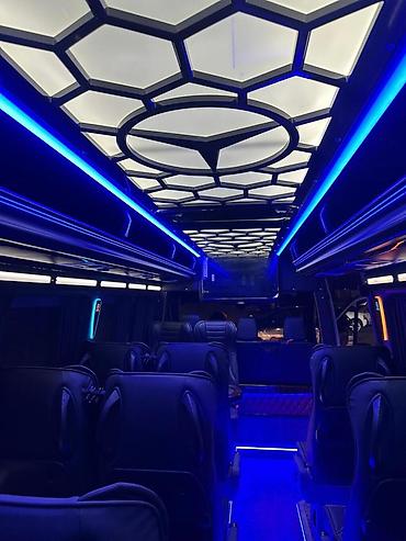 Пассажирский бус на заказ: Пассажирские перевозки на микроавтобусах Mercedes‑Benz Sprinter - — 13