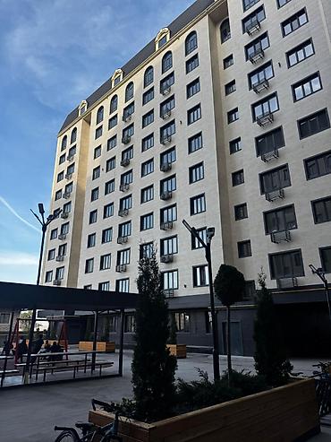 Продажа квартир: 4 комнаты, 107 м², 3 этаж — 1