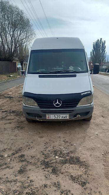 mersedes axor: Легкий грузовик, Mercedes-Benz, 3 т, Б/у — 2