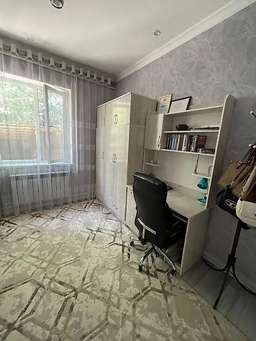 Sale of cottages and houses: Продаётся уютный дом в центре Сокулука! Отличное расположение — всего — 10