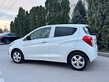парктронник: Chevrolet Spark: 2018 г., 1 л, Автомат, Бензин, Хэтчбэк — 3