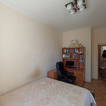 продаю дом раздольное: 2 комнаты, 50 м², Индивидуалка, 2 этаж, Старый ремонт