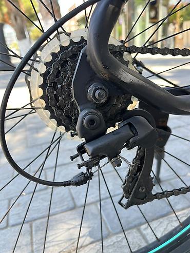 Trek velosipedləri: Şəhər/trek hibrid velosipedi - Çərçivə: yüngül metal, aerodinamik — 7
