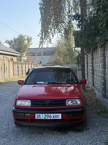 значок волга: Volkswagen Vento: 1996 г., 1.8 л, Механика, Бензин, Седан — 5