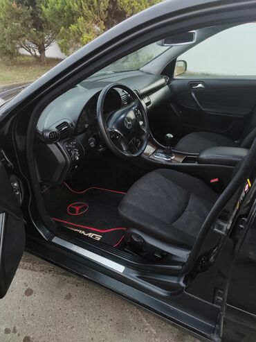 Mercedes-Benz: Mercedes-Benz C-Class: 2.2 l | 2005 il Universal — 11