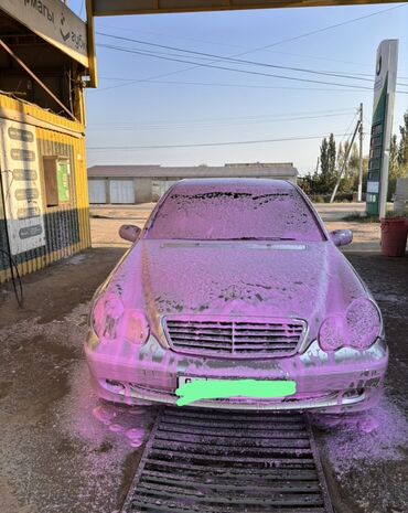 срочно мерс: Mercedes-Benz C-Class: 2001 г., 2 л, Автомат, Бензин, Седан