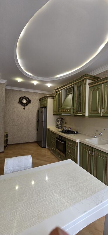 Həyət evləri və villaların satışı: Fatmayı 10 otaq, 300 kv. m — 4