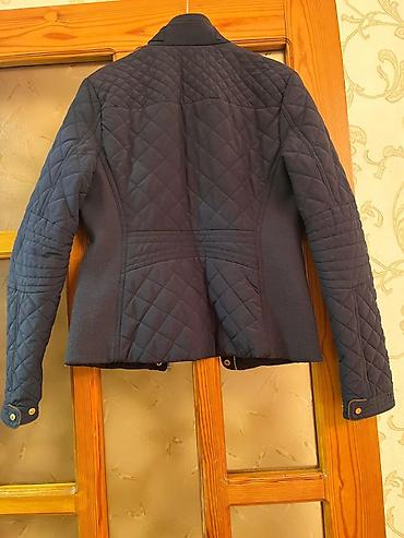 Üst geyimi: Zara firması. 1 2 defe geyinilib. razmer s m 80 manat — 2