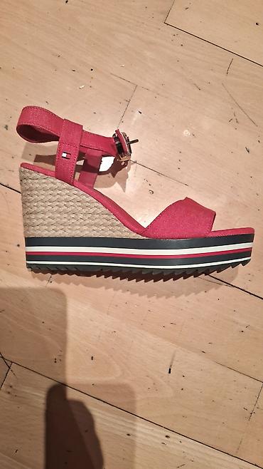 Basanoşka və səndəllər: Tommy Hilfiger Original Ölçü 38 Amerikadan alınıb Qadın sandal – — 1