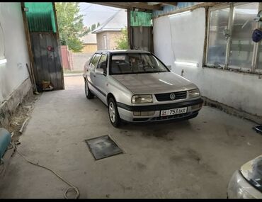 моновпрыск на гольф 3: Volkswagen Vento: 1993 г., 1.8 л, Механика, Бензин, Седан
