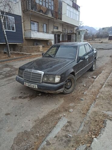 мерседес e klas: Mercedes-Benz W124: 1990 г., 2.5 л, Механика, Дизель, Седан