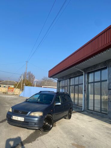 Opel: Opel Astra: 1.6 l | 1998 il 531428 km Sedan — 16