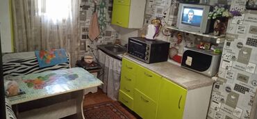 Продажа домов: Полдома, 30 м², 1 комната, Агентство недвижимости, Косметический ремонт — 6