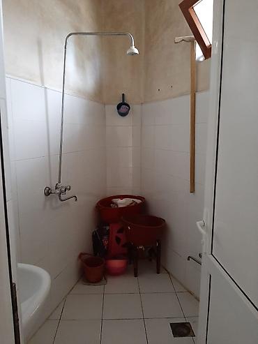 kredite evler: 3 otaqlı, 1 kv. m, Kredit yoxdur, Orta təmir — 8