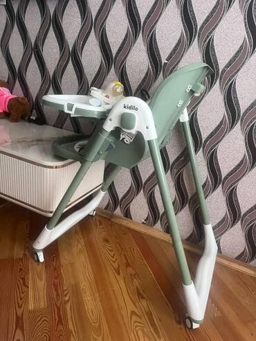 Digər mebel: ☀️Kidilo yemek masasi tecili satilir 85 azn 2 3 defe usaq oturub