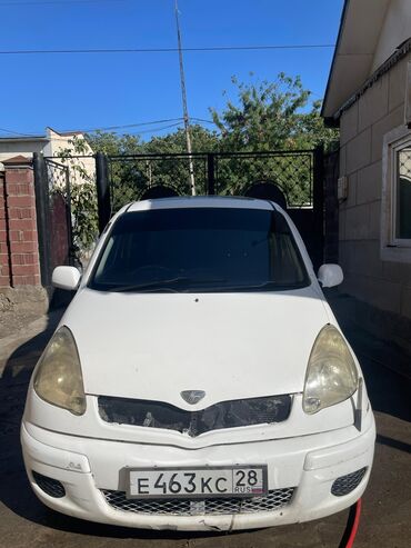 Toyota: Toyota Funcargo: 2002 г., 1.3 л, Автомат, Бензин