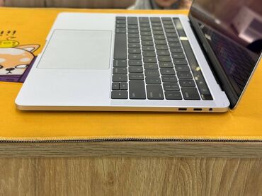 Ноутбуки: Ноутбук, Apple, 8 ГБ ОЗУ, Intel Core i5, 13.3 ", Б/у, Для работы, учебы, память SSD — 7