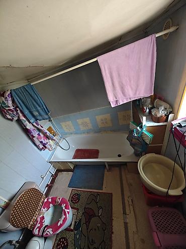 Продажа полдома: 🔷🏡 Продаётся полдома в Рабочем городке 🔷📍 Район улиц Гагарина / — 9