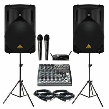 DJ-lər: Kalonka🔈, mikrofon🎤, DJ🕴🏼, fotoqraf📷, isiqlar🪩, tustu aparati