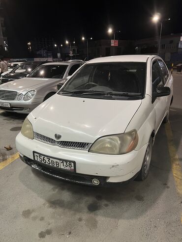 электромобиль neta: Toyota Platz: 2000 г., 1 л, Автомат, Бензин, Седан