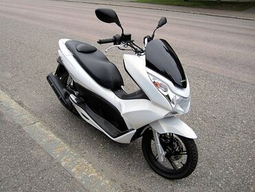 prodaja skutera do 50 kubika: Honda PCX