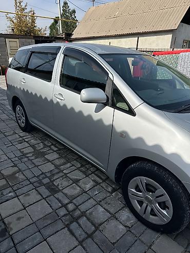 Toyota WISH: 2003 г., 1.8 л, Автомат, Бензин, Минивэн