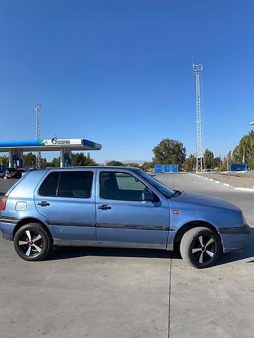 mx 6: Volkswagen Golf: 1992 г., 1.8 л, Механика, Бензин, Хэтчбэк — 2