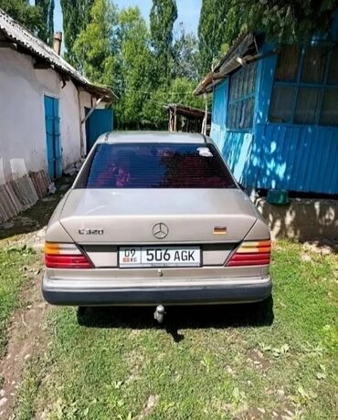 мерседес 2 2 124: Mercedes-Benz W124: 1993 г., 2.2 л, Механика, Бензин, Седан