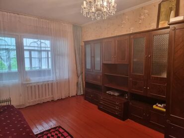 квартира в городе балыкчы: 3 комнаты, Риэлтор, Без подселения, С мебелью частично