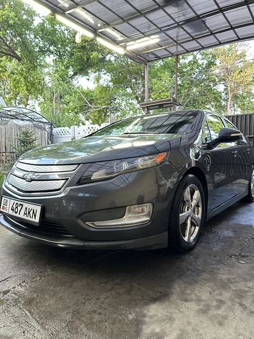 Шины: Chevrolet Volt: 2012 г., 1.4 л, Автомат, Бензин, Седан