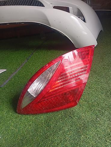 Digər kuzov detalları: Mercedes-Benz 550, İşlənmiş — 6
