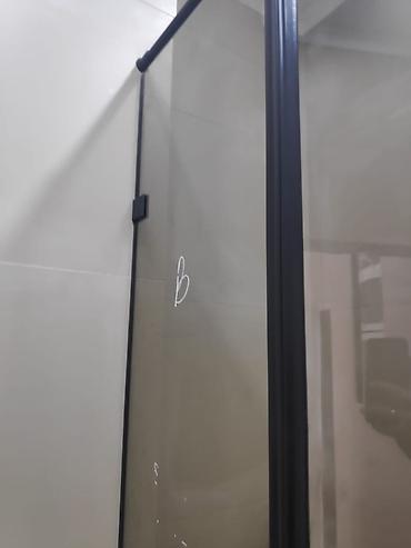 Душевые перегородки и ограждения: Душевые кабины стеклянные перегородки душевые кабины Бишкек 🚿 — 16