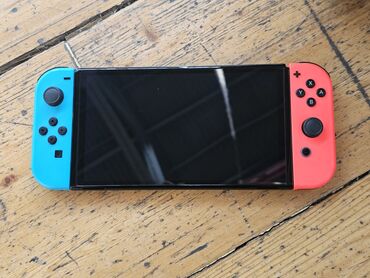 комптер: Nintendo Switch (неоново‑красный/неоново‑синий) Комплектация по фото