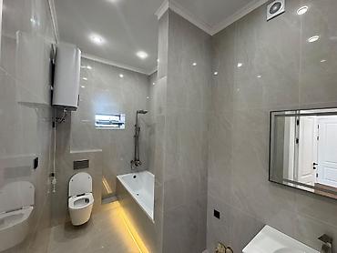 Продажа коттеджей и домов: ПРОДАЕТСЯ НОВЫЙ ДОМ 🔥 📍 Ак-Ордо 🏡 Характеристики дома: • Участок — 5 — 22