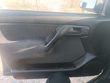 Volkswagen: Volkswagen Vento: 1995 г., Седан — 6