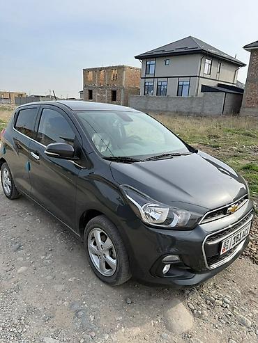 Chevrolet: Chevrolet Spark: 2017 г., 1 л, Вариатор, Бензин — 4