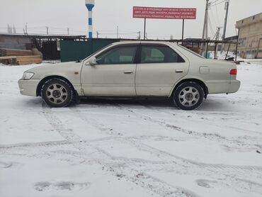 Toyota: Toyota Camry: 2001 г., 2.2 л, Автомат, Бензин, Седан